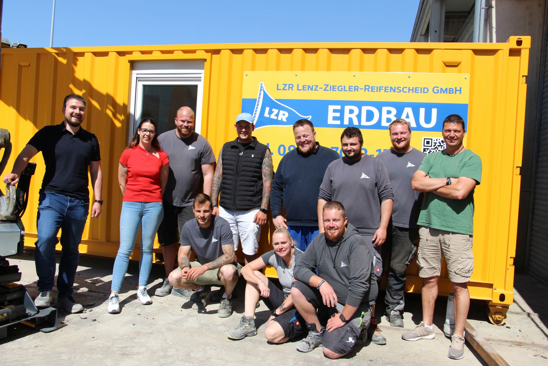 LZR-Team-Erdbau-IMG_3038-Kitzingen-klein Erdbau - unser Team für Kitzingen, Würzburg und Mainfranken